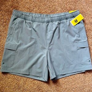 NWT All in Motion Cargo Shorts